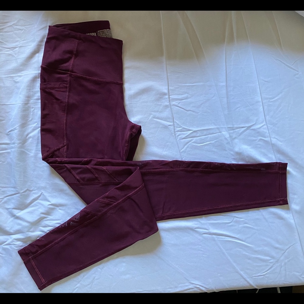 Victoria Secret sport mesh leggings